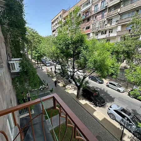 Cozy Place In The Heart Of The City Yerevan Exterior photo