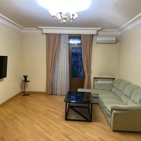 Cozy Place In The Heart Of The City Yerevan Exterior photo